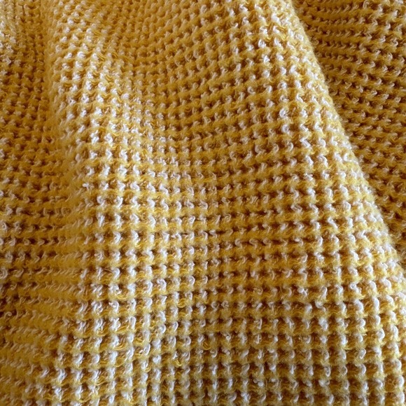 Nido Notte Italia Yellow Fringe Throw Blanket Soft Cozy Nursery - Picture 11 of 13